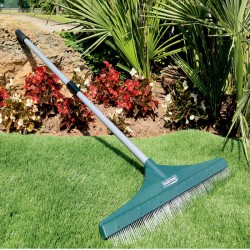 Cepillo para peinar césped...