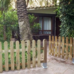 puerta valla de madera atenea