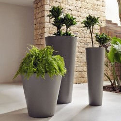 Macetero cono alto simple lacado